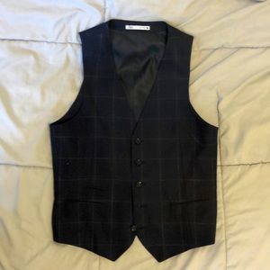 Zara old navy patterned vest white orange lines